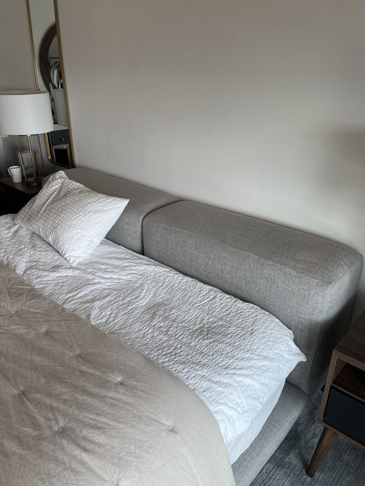 Modani Bed Grey Modern