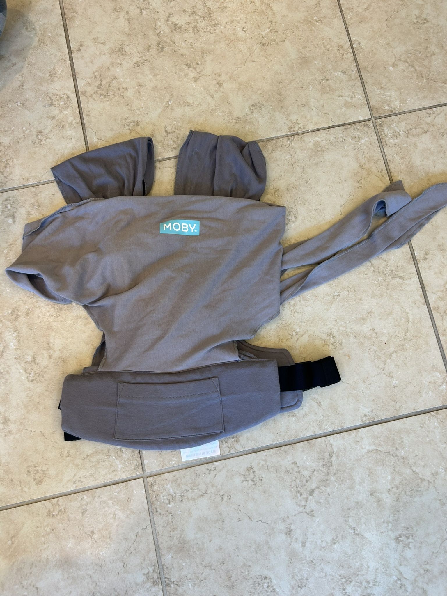 Moby Easy Wrap baby carrier