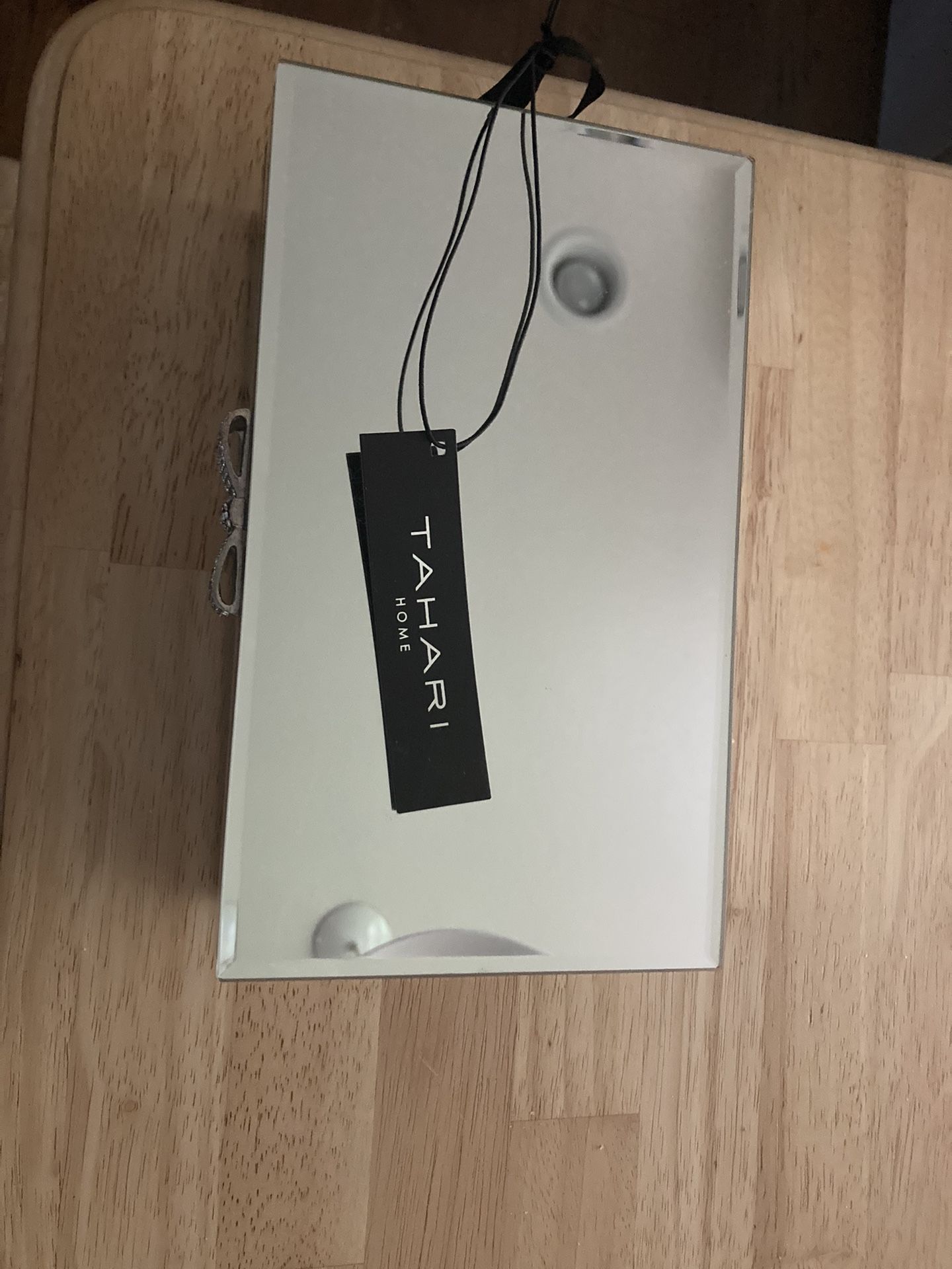 Tahari Mirrored Jewelry Box Velvet Interior