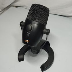 USB-C Condenser Cardioid Podcasting / Gaming Microphone - Plug & Play - Brand New Unused