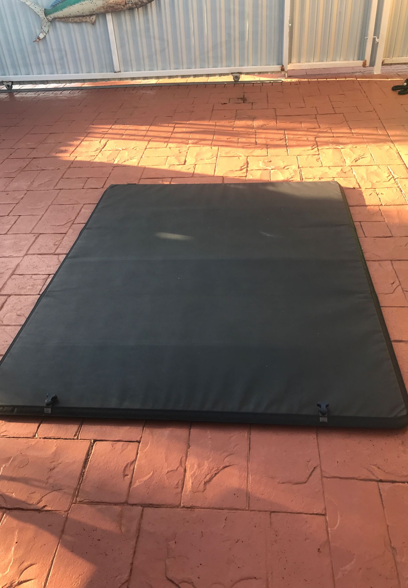 Gator Tri Fold Cover 62 - svd1reo