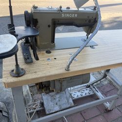 Singer sewing machine