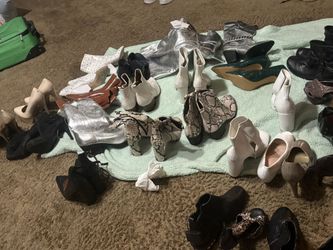 Lot Of 12 Like New Size7-10 Heels Some With Tag Still 
