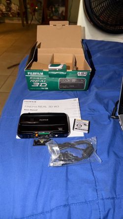 Fujifilm FinePix REAL 3D W3 camera