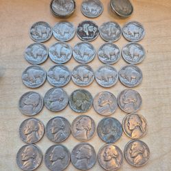 Coin Collection ...NICKELS...Buffalo & Jefferson