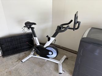 Freebeat Stationary Bike