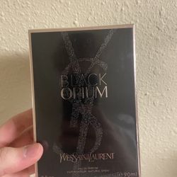 Yves Saint Laurent Black Opium