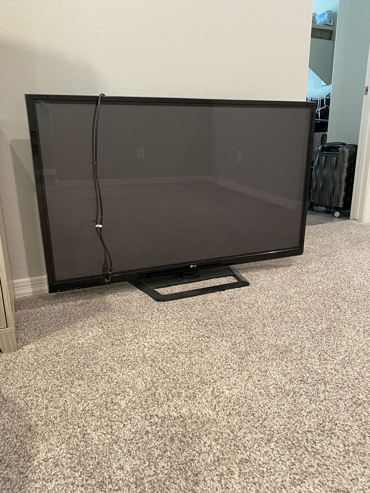55 Inch LG TV