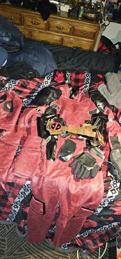 Hand Tailored Female Deadpool Costume, Deluxe Luxury XXL