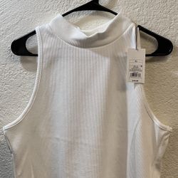 A New Day Women's Muscle T-Shirt White Size Small.