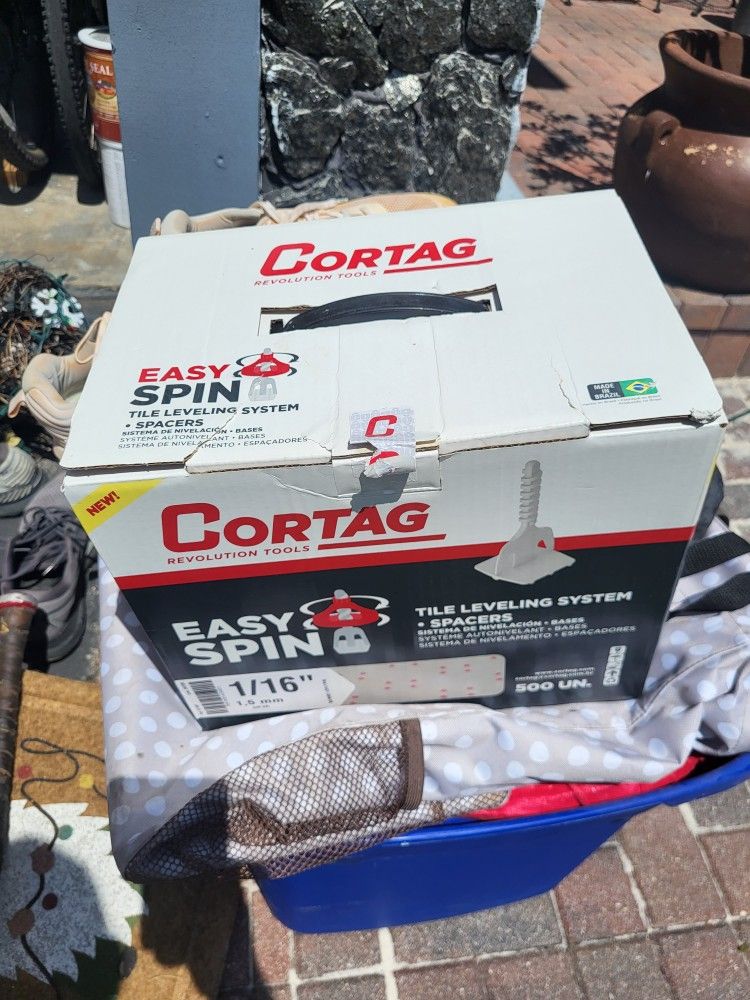 Cottage Easy Spin Tile Leveling 1/16