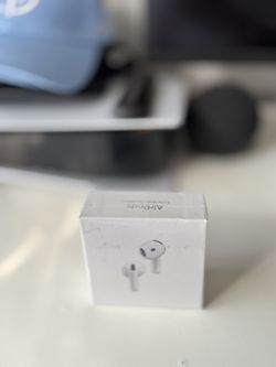 AirPods 4