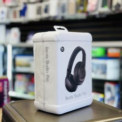 Beats Studio Pro