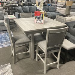 Stunning Dining Set! $499! Easy Financing! ☎️📲✨