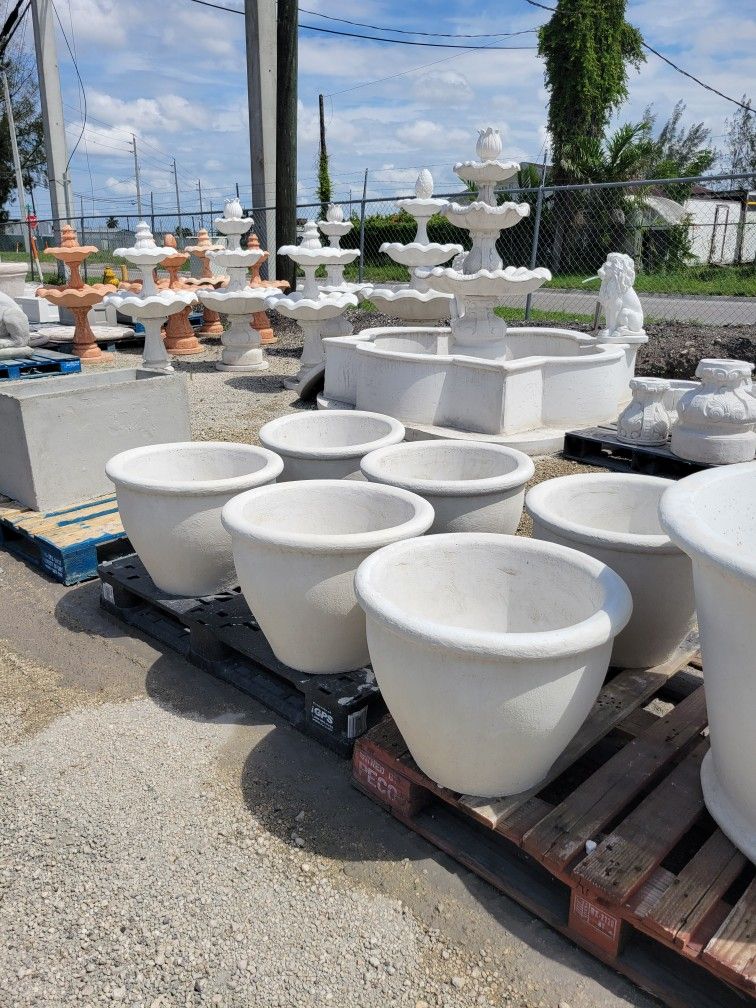 Concrete Pot Stone Planter / Cement Backyard Patio Pots Garden Planters