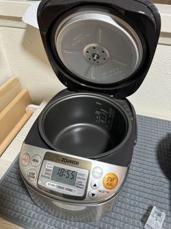 Zojirushi Rice Cooker 5.5 Cups