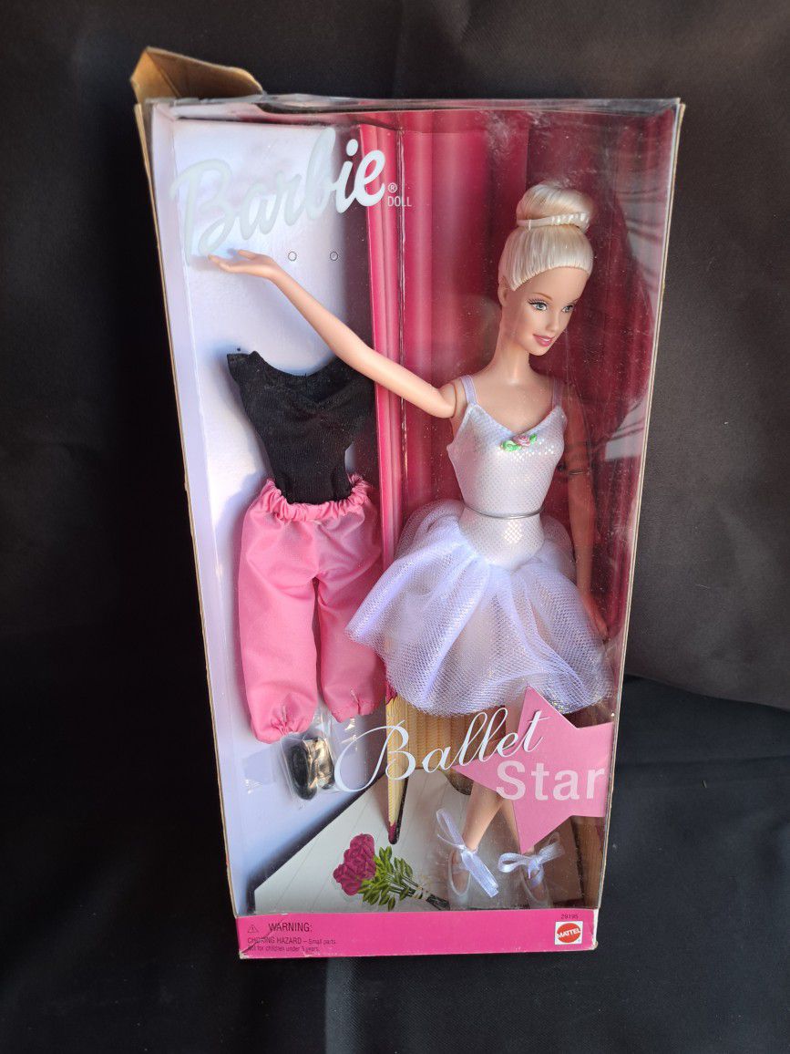 Vintage 2000- Ballet Star Barbie Doll Blonde New