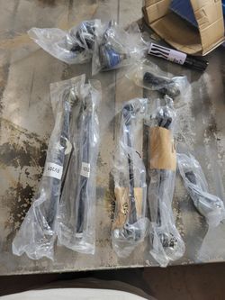 1997---2001 Toyota Camry, Avalon/Lexus ES300, RX300 10 piece front suspension rebuild kit
