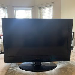 Samsung Flat Screen TV