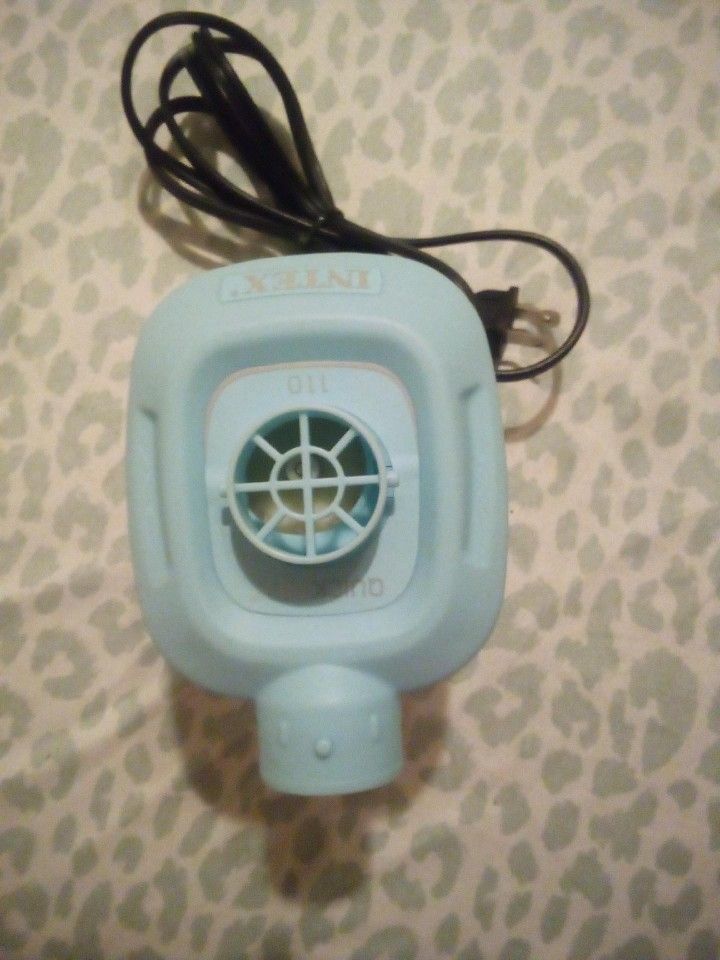 QUICKFILL INTEX ELECTRIC AIR PUMP