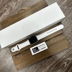 Apple Watch Series 8 - Pay $1 today and pay the rest later -