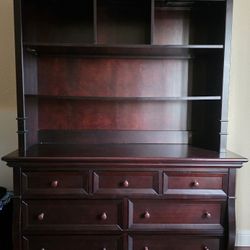 Kids Set Dresser And Closet 