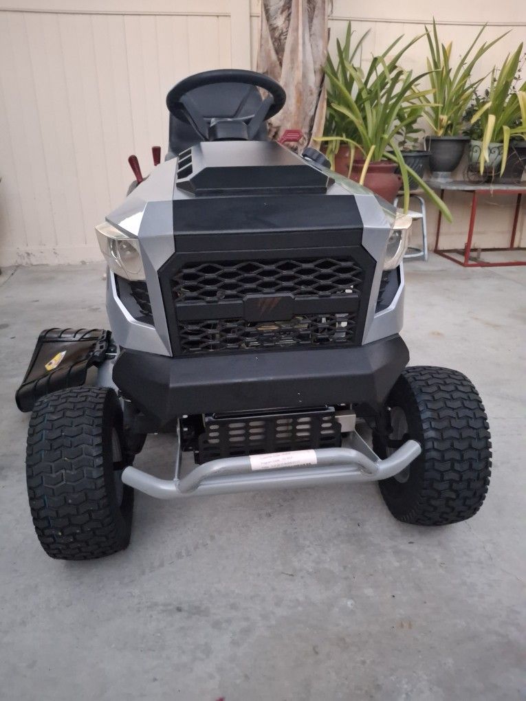 Murray MT200 42" Riding Lawn Tractor Mower