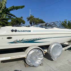 Immaculate 2003 Glastron SX175
