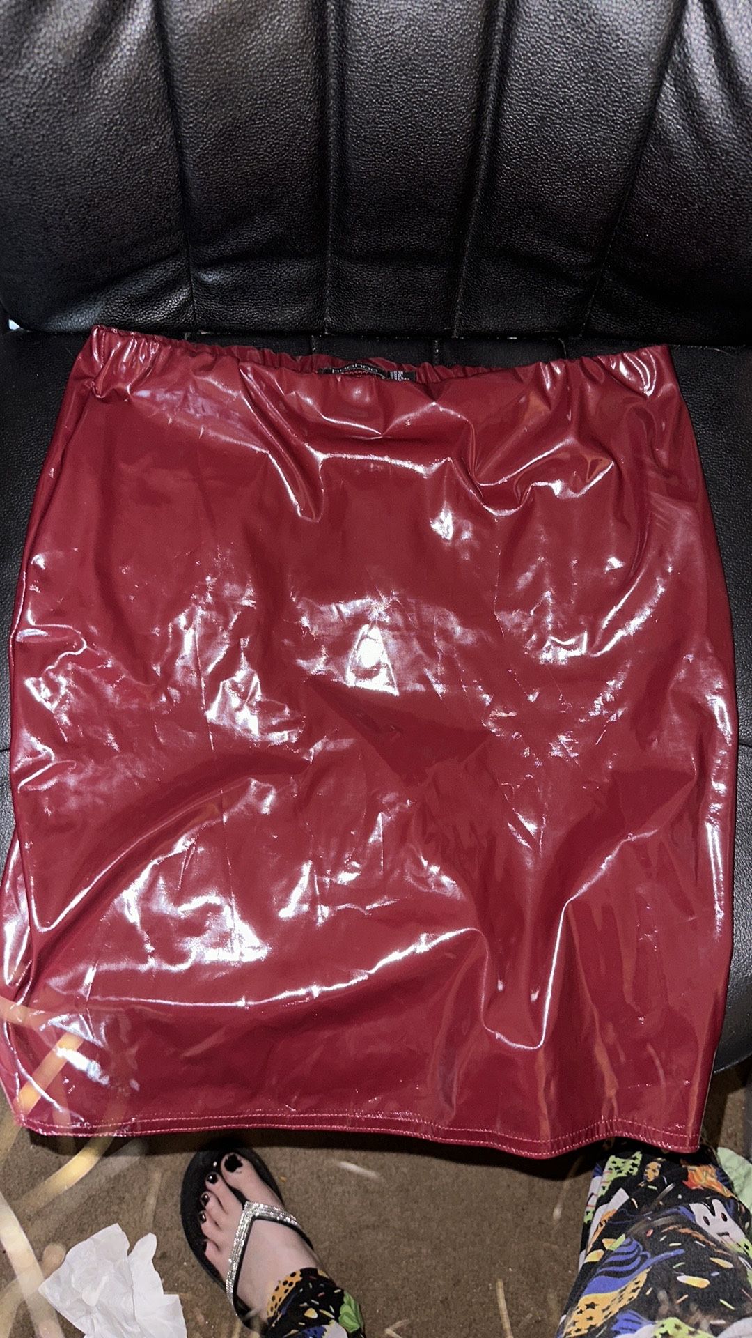 Boohoo Size 8 Burgundy Blood Red Latex Leather Skirt Vampire Vampirecore Medium