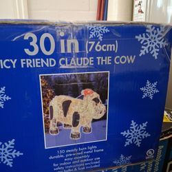 New In Box Christmas Decorations Lighted Cow Outdoor Decor 