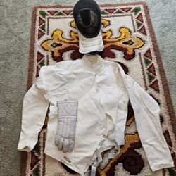 Mens Tripplette TCA Fencing Equipment 