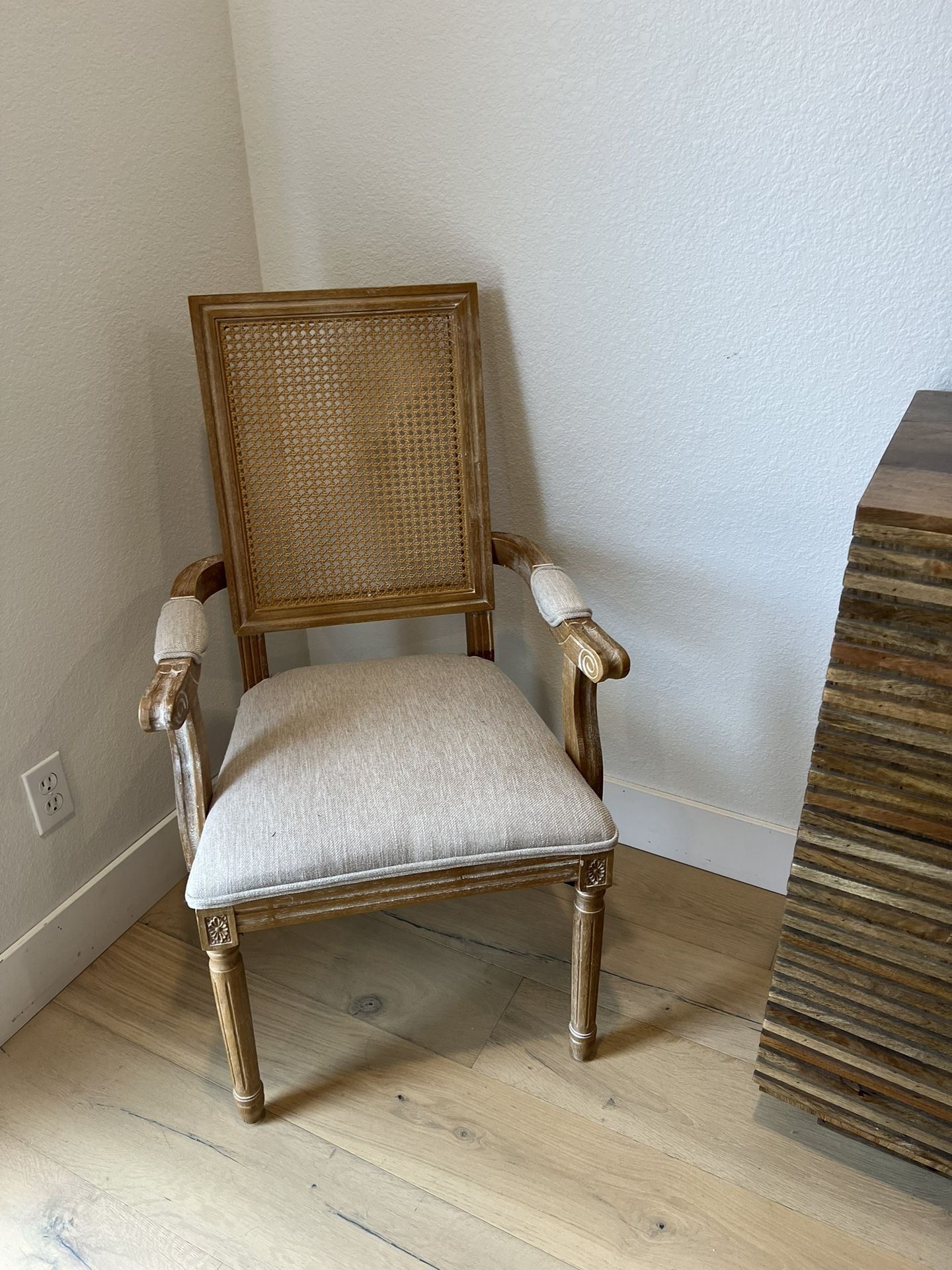 1 Brand New Side Chair - Armchair
