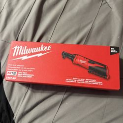Milwaukee M12 12V Lithium-Ion Cordless 3/8 in. Ratchet (Tool-Only)