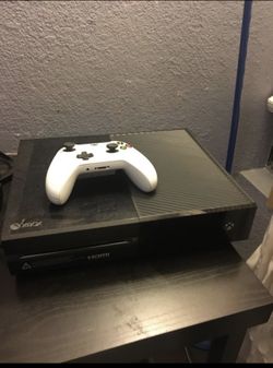 Xbox One (with controller and games)