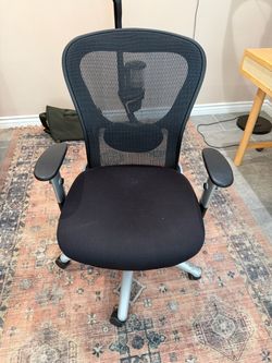 Ergonomic Mesh Office Desk Chair with Adjustable Arms