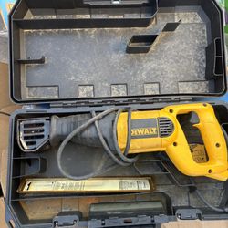 Dewalt 304p Electric Saw