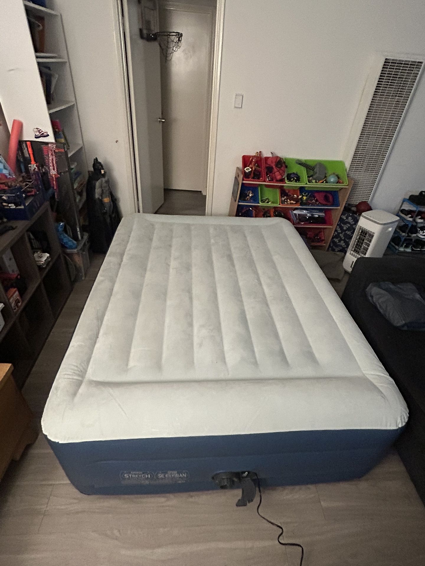 Queen Size Air Mattress
