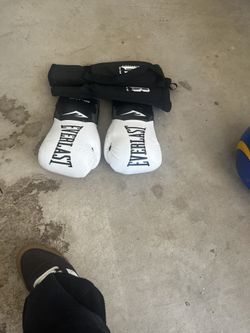Boxing Glove 12 Oz