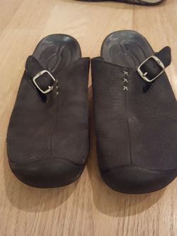 Keen Clogs or Slides, Women's Size 7