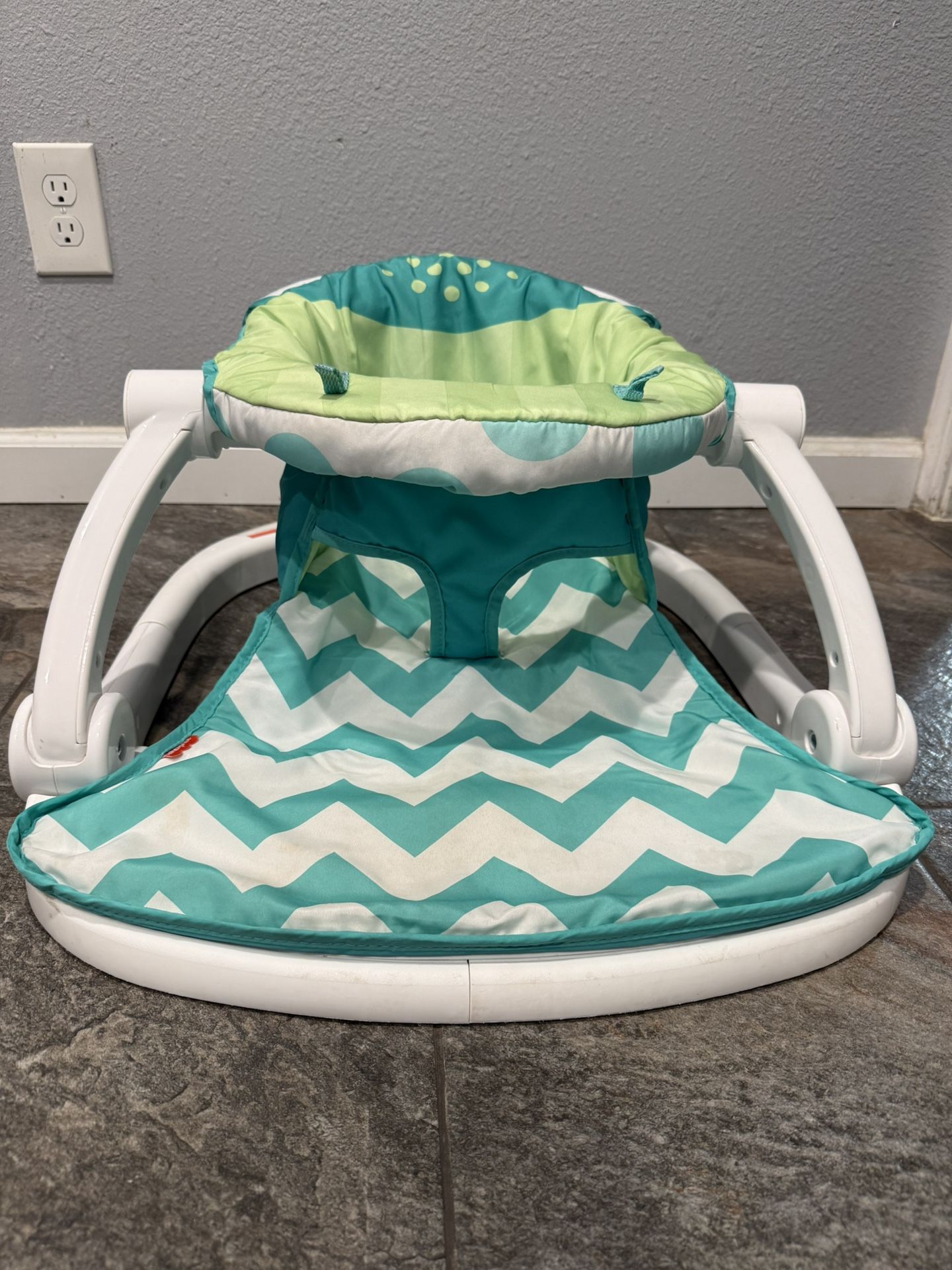 Sit-me-up Floor Seat