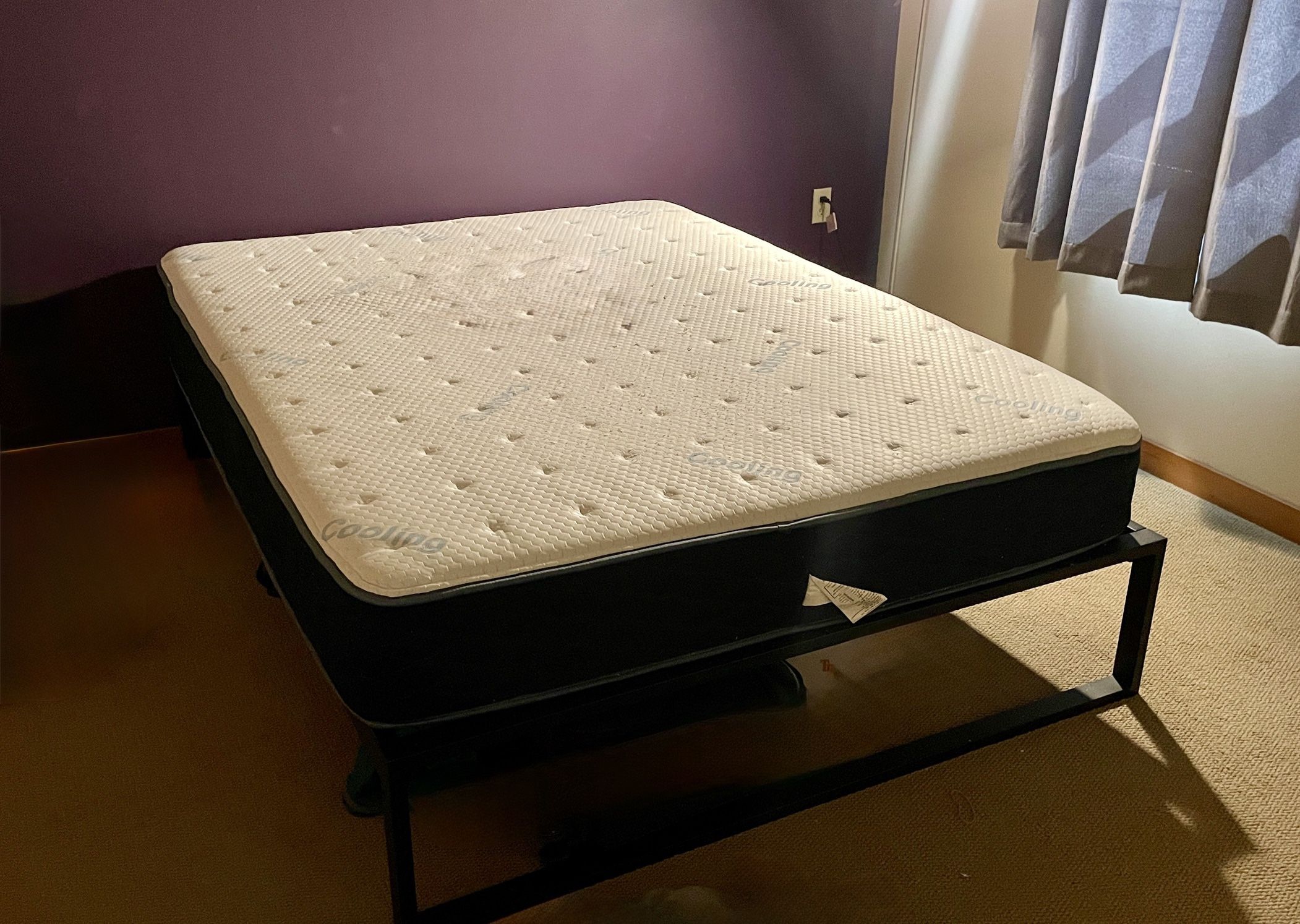 Queen Bed With Zinus Platform Bed Frame And Dreamfoam Hybrid Mattress