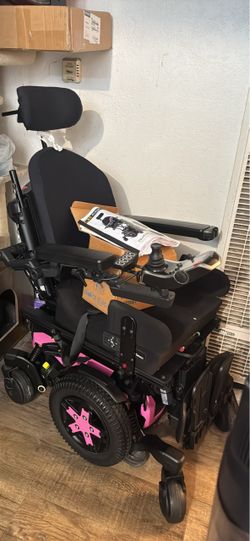 Electric Wheelchair