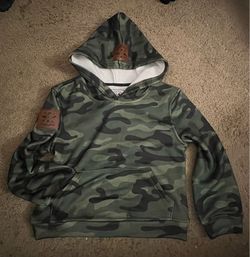 Ak chicks co and camo toodler hoodie size 4