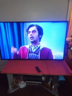 FOR SALE LG MODEL NUMBER 65 UN6950ZUA  65 INCH  4k. TV USED  IN USED CONDITION YEAR OF TV 2020  TV COMES WITH REMOTE CONTROL THE TV IS SOLD AS IS 