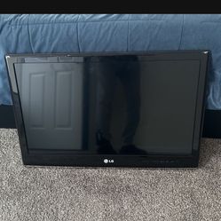35 Inches LG TV For Sale $40