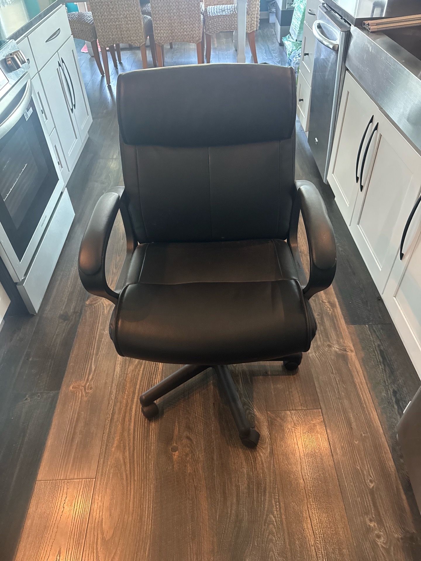 Office chair - standard size