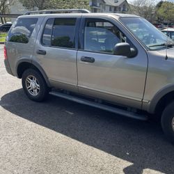 2003 Ford Explorer