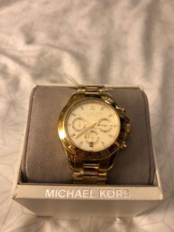 MICHAEL KORS Gold Watch Brand New! Still in Box!