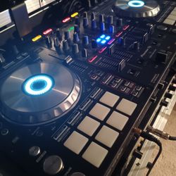 Dj Equipment 