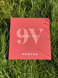 Morphe 9v vintage rose eyeshadow palette
